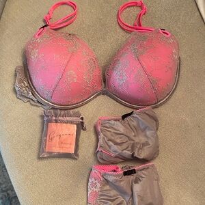 Victoria Secret Pink and Gray Lace Push-Up Convertible Bra Set NW/OT